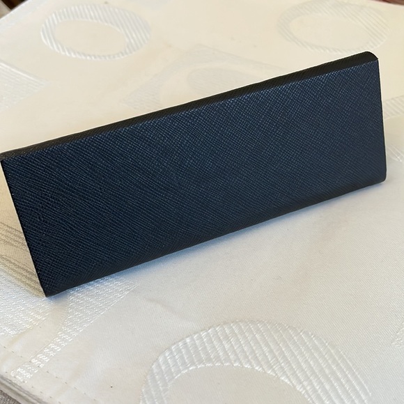 Karen Kane hard glasses case - Picture 4 of 6